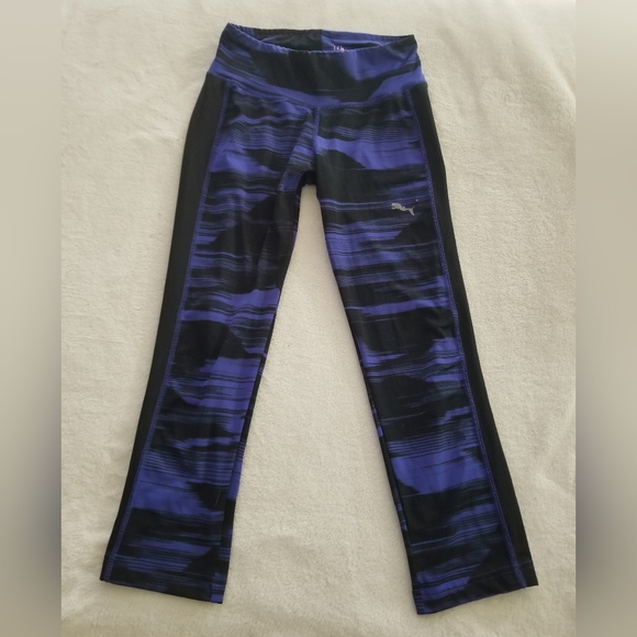 💜 B2G1 GUC Puma 3/4 capri leggings - Picture 2 of 7